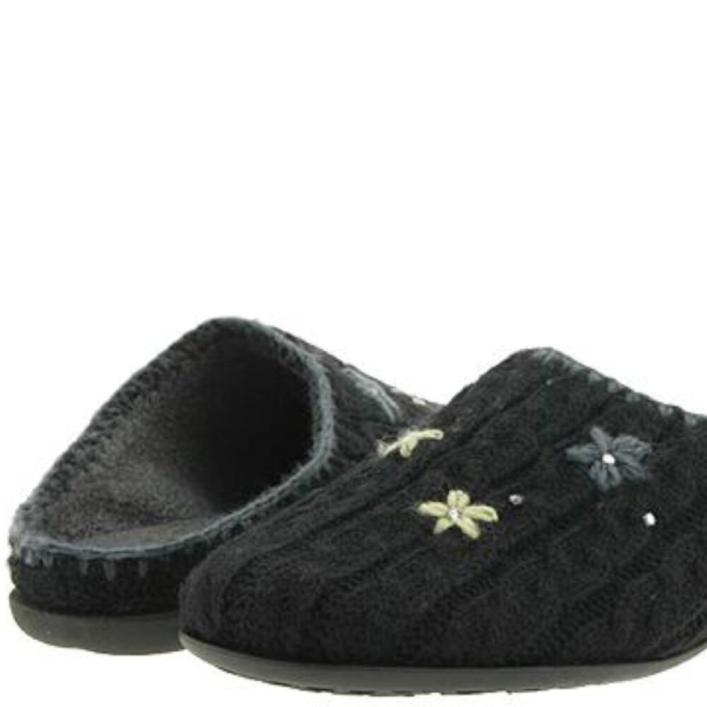 Report Women’s Plush Slip-On Sandals | Cozy Women's Slippers Flower Accent